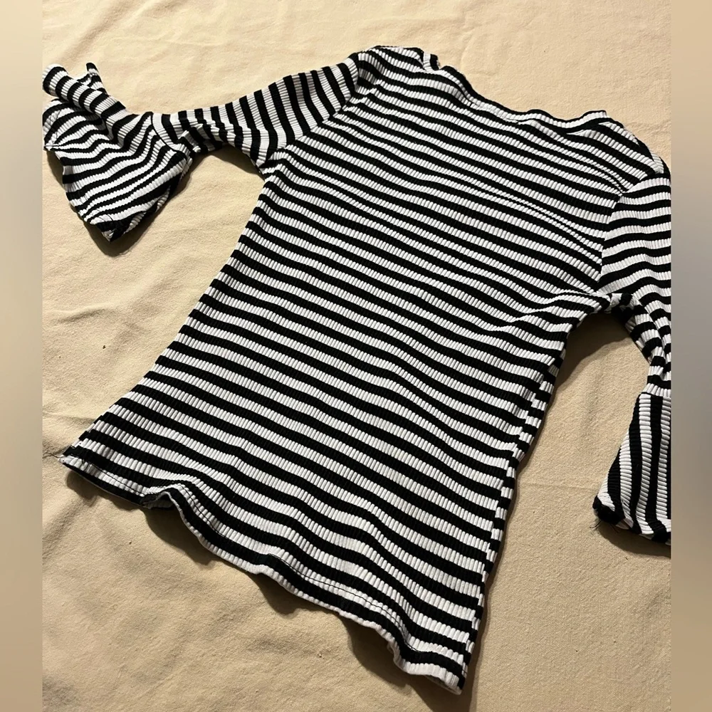 Vintage Knit Striped Top - Picture 2 of 6
